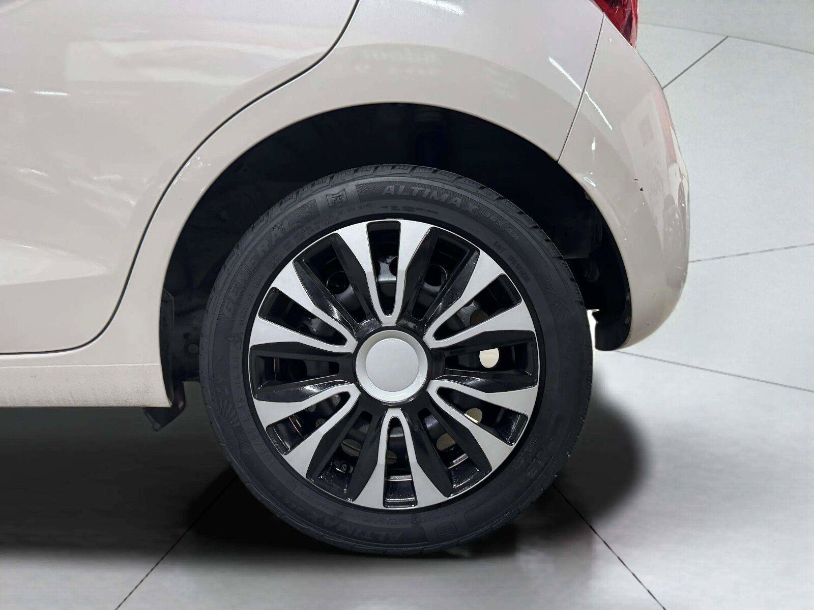 Used 2017 Chevrolet Spark LS FWD image 40