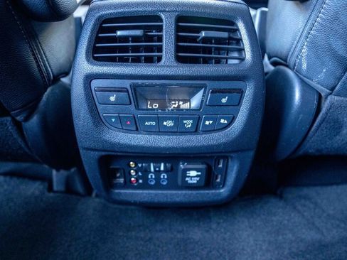 Used 2016 Honda Pilot Elite image 19