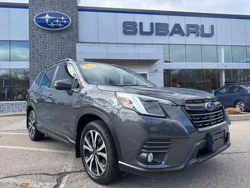 Used 2023 Subaru Forester Limited image 1