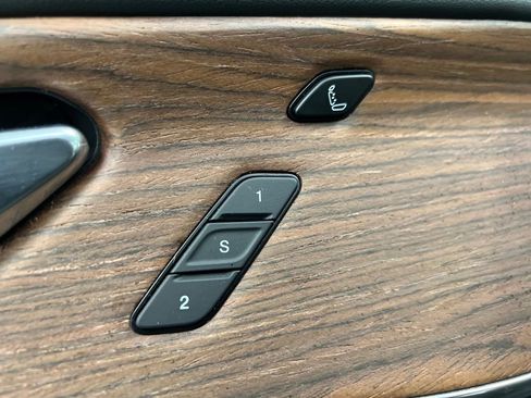 Used 2025 Jeep Grand Cherokee Summit image 13