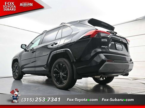 Used 2025 Toyota RAV4 SE w/ Convenience Package AWD/4WD image 20