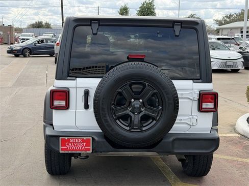 Used 2021 Jeep Wrangler Unlimited Sport image 6