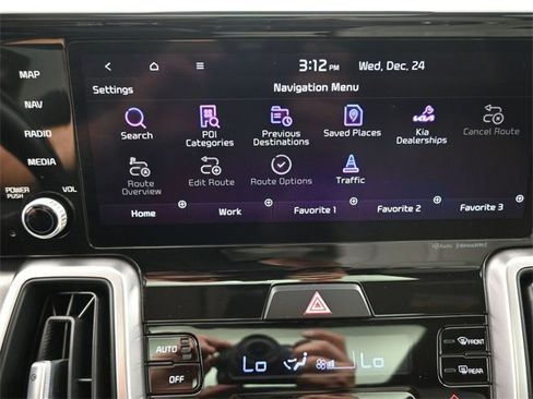 Used 2023 Kia Sorento S w/ Panoramic Sunroof Package image 6