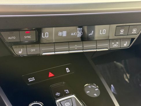 Certified 2023 Audi Q4 e-tron Premium w/ Convenience Package AWD/4WD image 19