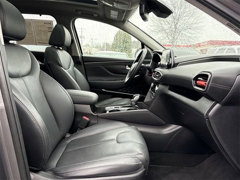 Used 2020 Hyundai Santa Fe Limited image 20