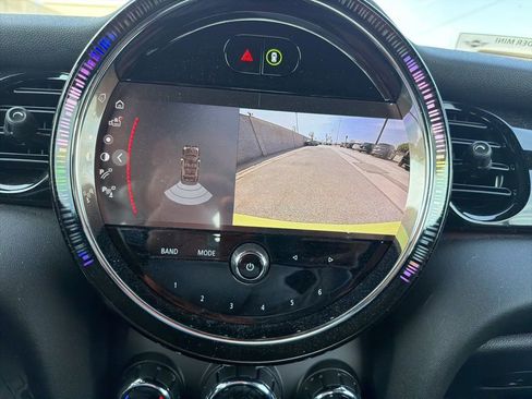 Used 2023 MINI Cooper S image 17