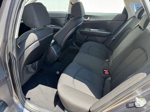 Used 2017 Kia Optima LX FWD image 11