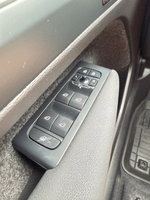 Used 2024 Volvo XC40 B5 Plus w/ Climate Package AWD/4WD image 18
