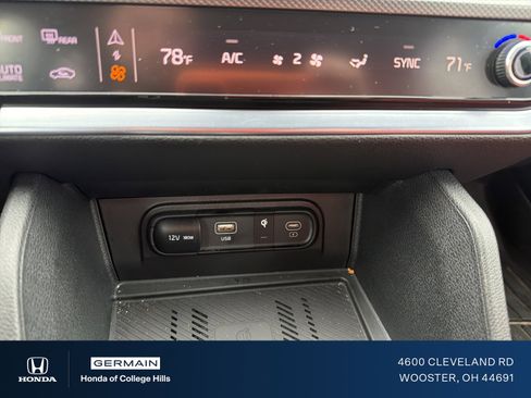 Used 2025 Kia Sportage SX image 23