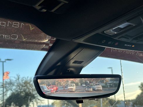 Used 2020 Chevrolet Silverado 3500 High Country image 29