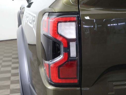 Used 2025 Ford Ranger Raptor AWD/4WD image 16