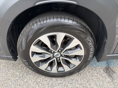 Used 2023 Subaru Outback Touring XT image 15