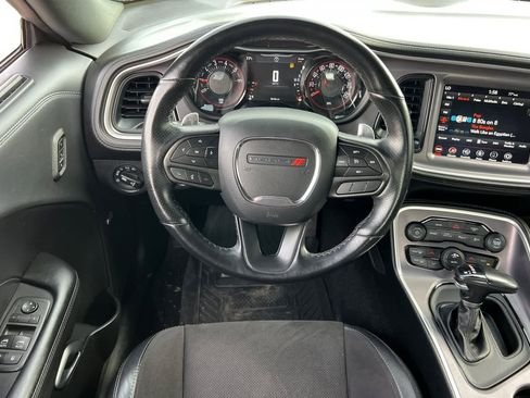 Used 2022 Dodge Challenger GT w/ Plus Package image 14