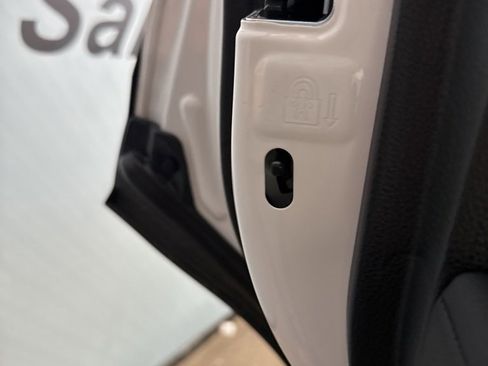 Used 2025 Toyota 4Runner SR5 image 24