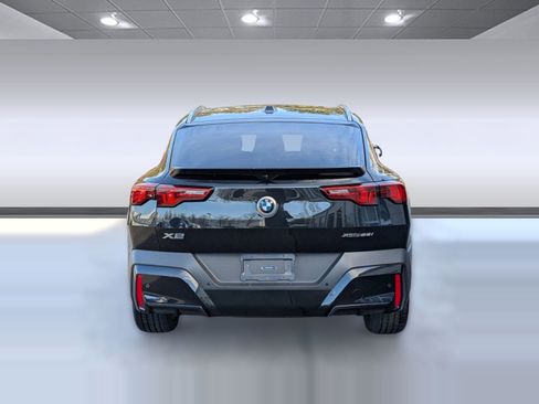 Certified 2025 BMW X2 xDrive28i image 10