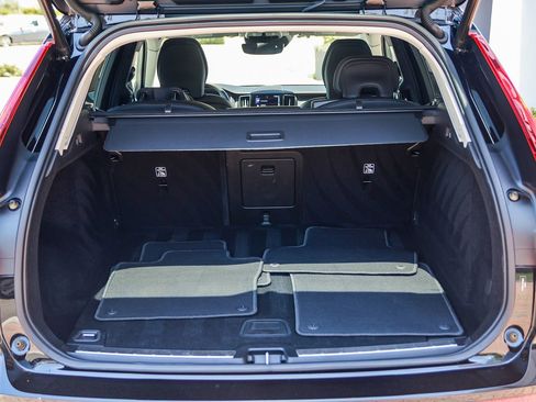 Used 2021 Volvo XC60 T5 Inscription FWD image 30