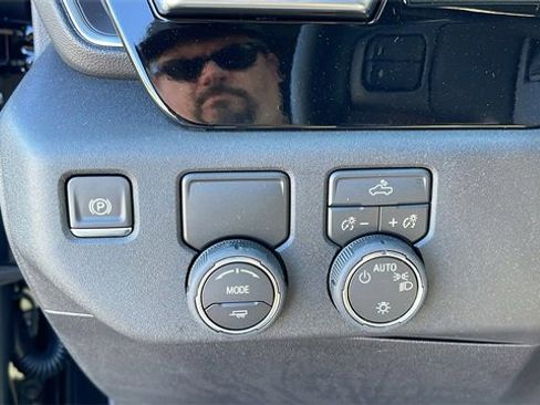 New 2026 Chevrolet Silverado 1500 LT image 26