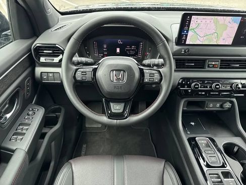 Used 2026 Honda Pilot Black Edition image 20