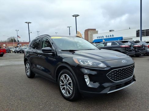 Certified 2022 Ford Escape SEL image 3