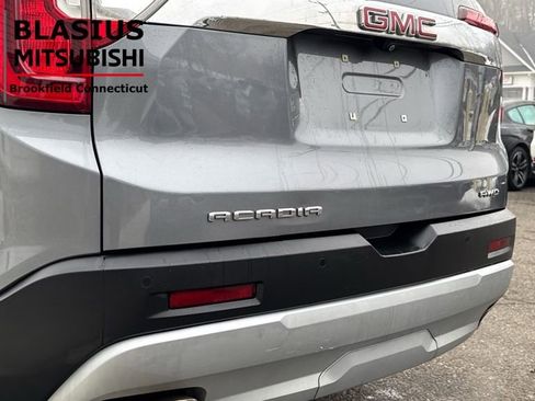 Used 2020 GMC Acadia SLE w/ Driver Convenience Package image 29
