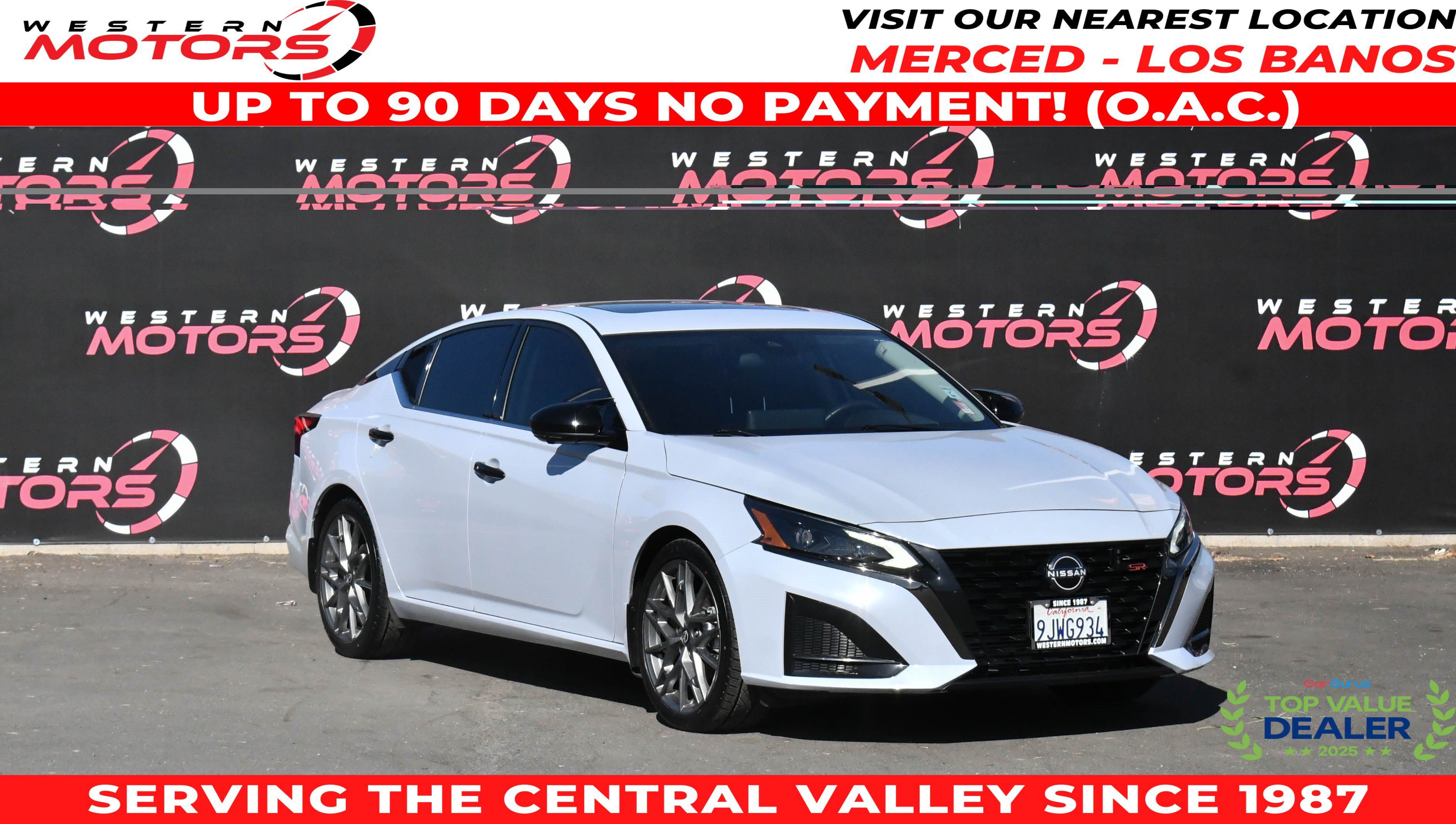 Used 2024 Nissan Altima 2.0 SR FWD image 1
