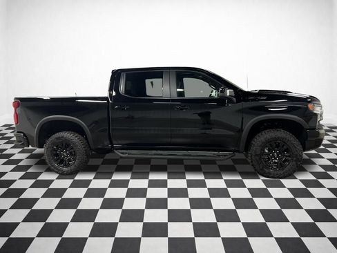 New 2026 Chevrolet Silverado 1500 ZR2 image 2