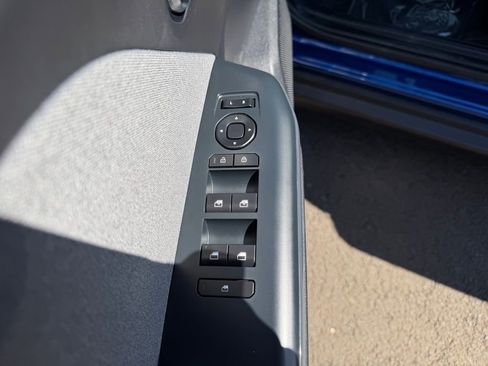 Used 2025 Kia K4 EX FWD image 12