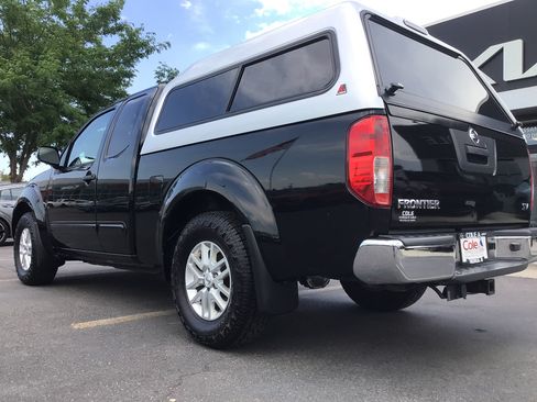 Used 2017 Nissan Frontier SV RWD image 3