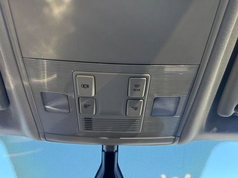Used 2023 Volkswagen Taos S FWD image 22