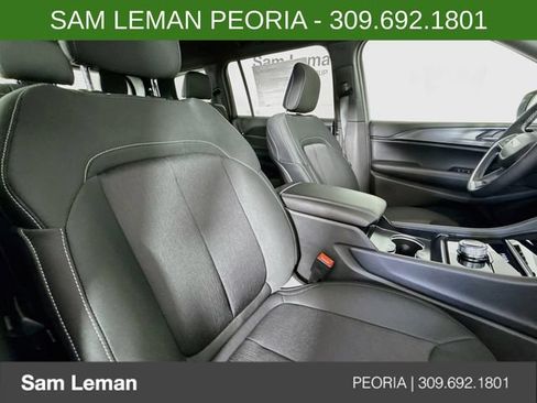 New 2026 Jeep Grand Cherokee L 4WD image 29