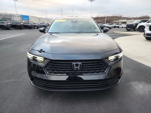 Certified 2025 Honda Accord SE image 7