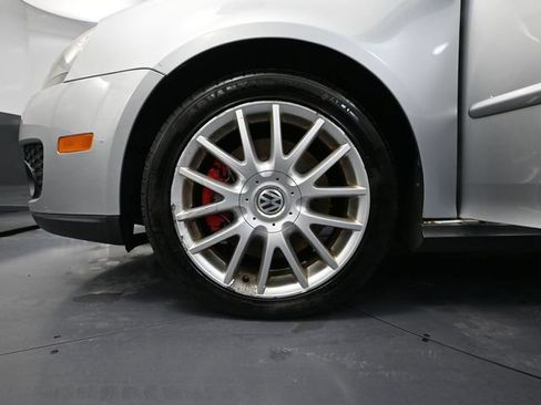 Used 2006 Volkswagen GTI 2.0T 2-Door FWD image 12