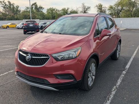Used 2018 Buick Encore Preferred image 2