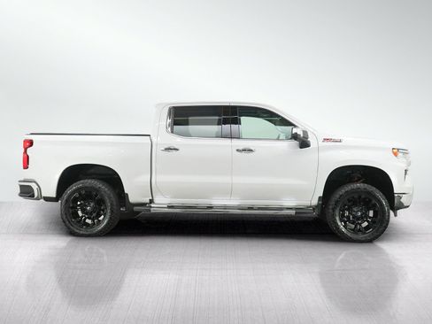 Used 2023 Chevrolet Silverado 1500 LTZ w/ LTZ Premium Package AWD/4WD image 6