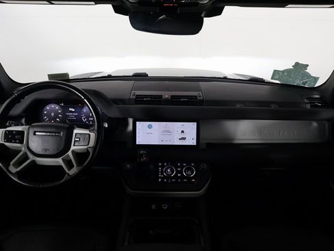 Used 2023 Land Rover Defender 110 SE AWD/4WD image 8