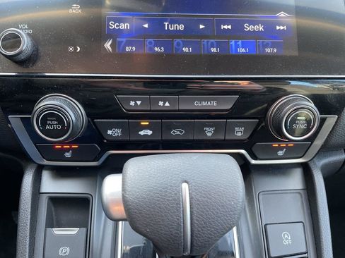 Used 2021 Honda CR-V Special Edition image 17