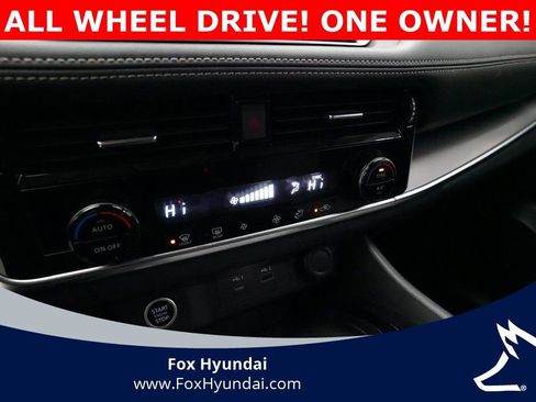 Used 2021 Nissan Rogue SV image 20