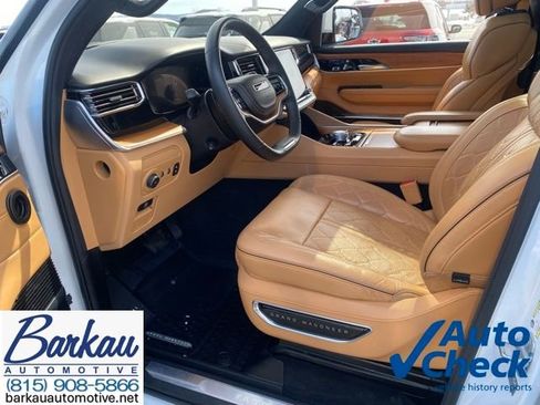 Used 2022 Jeep Grand Wagoneer Series III w/ Rear Seat Video Group 1 image 10