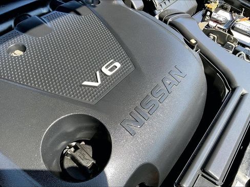 Used 2018 Nissan Maxima 3.5 SV FWD image 33