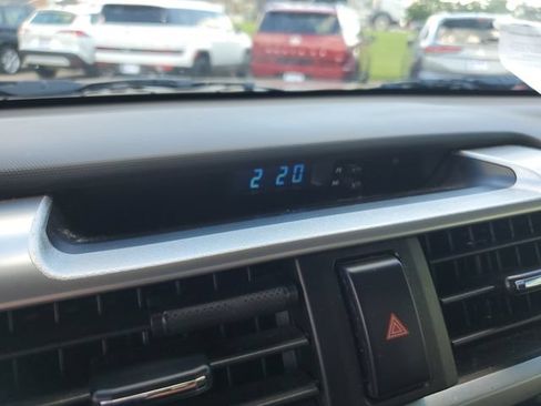 Used 2023 Toyota 4Runner SR5 Premium w/ Moonroof Package AWD/4WD image 25