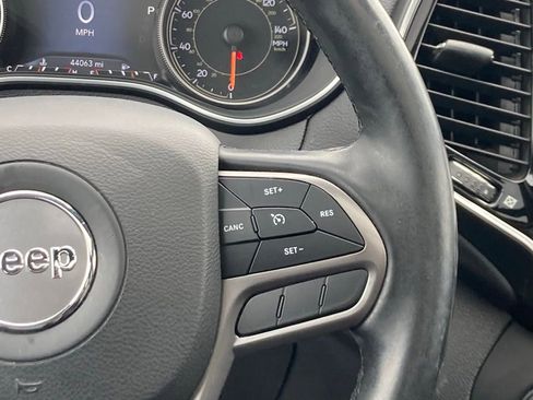Used 2020 Jeep Cherokee Limited AWD/4WD image 8