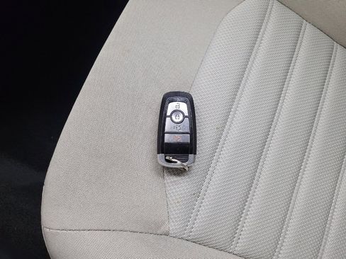 Used 2018 Ford Fusion S image 32