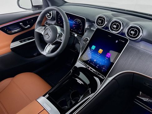 New 2026 Mercedes-Benz GLC 300 image 15