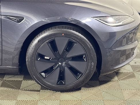 Used 2024 Tesla Model 3 Standard Range RWD image 23