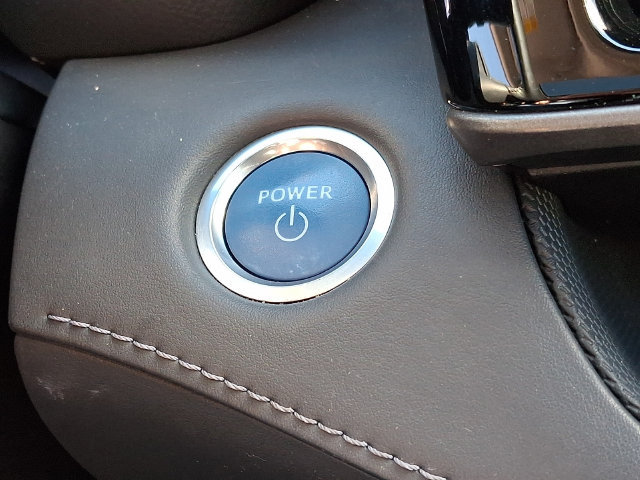 Used 2021 Toyota Highlander Limited AWD/4WD image 24