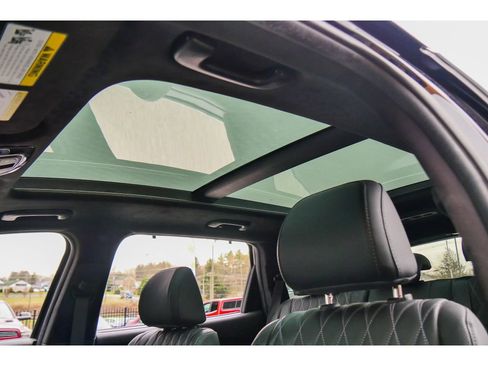 Used 2023 Hyundai Santa Fe Calligraphy image 11