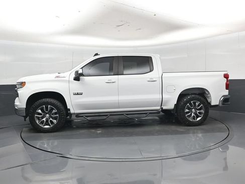 Used 2023 Chevrolet Silverado 1500 LT w/ Z71 Off-Road Package AWD/4WD image 37