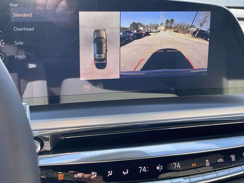 New 2025 Cadillac Lyriq Luxury image 28