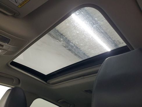 Used 2018 MAZDA CX-5 Touring w/ Preferred Equipment Package image 19