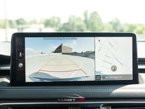 Used 2022 Genesis G70 2.0T image 27